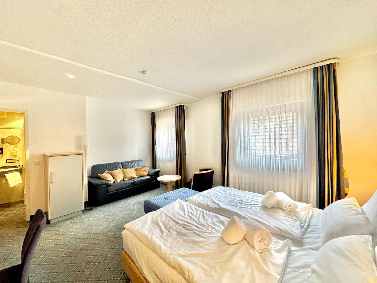 Ar Boutique Hotel מאנהיים מראה חיצוני תמונה