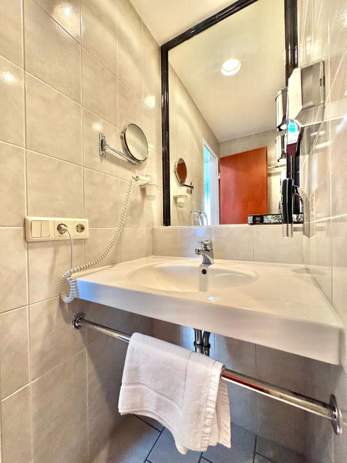 Ar Boutique Hotel מאנהיים מראה חיצוני תמונה